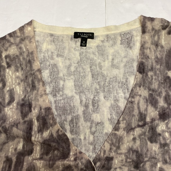 Talbots Short Sleeve Knit Sweater Cardigan V-Neck Women’s M Button Front Grey - Picture 3 of 11